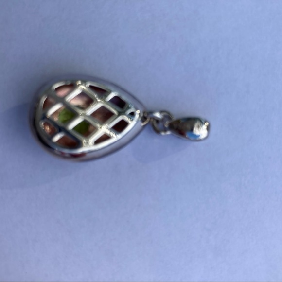 Sterling Silver Teardrop Pendant With Green Stone - Picture 7 of 7